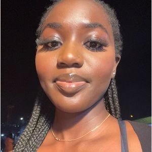 Meet your Posher, Mariam